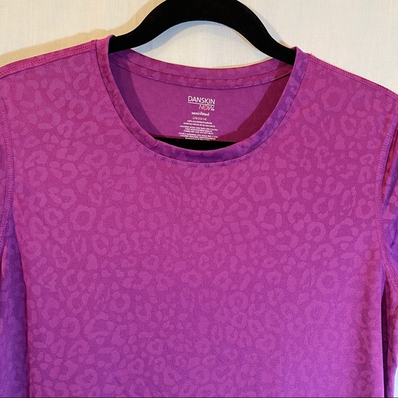 ☃️3 for $23 ☃️ Danskin Now Semi-Fitted S/S Crew Neck Workout T - Picture 4 of 8